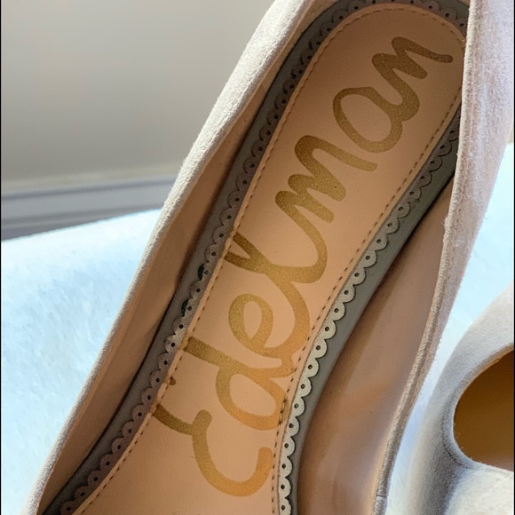 Sam Edelman Gray Suede Pumps / Size 9 - Picture 6 of 6